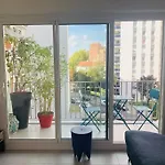 Cozy Apartment With Nice Terrace