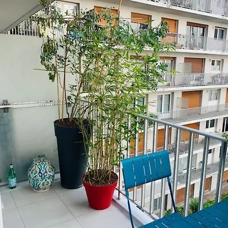 Appartamento Cozy With Terrace Parigi